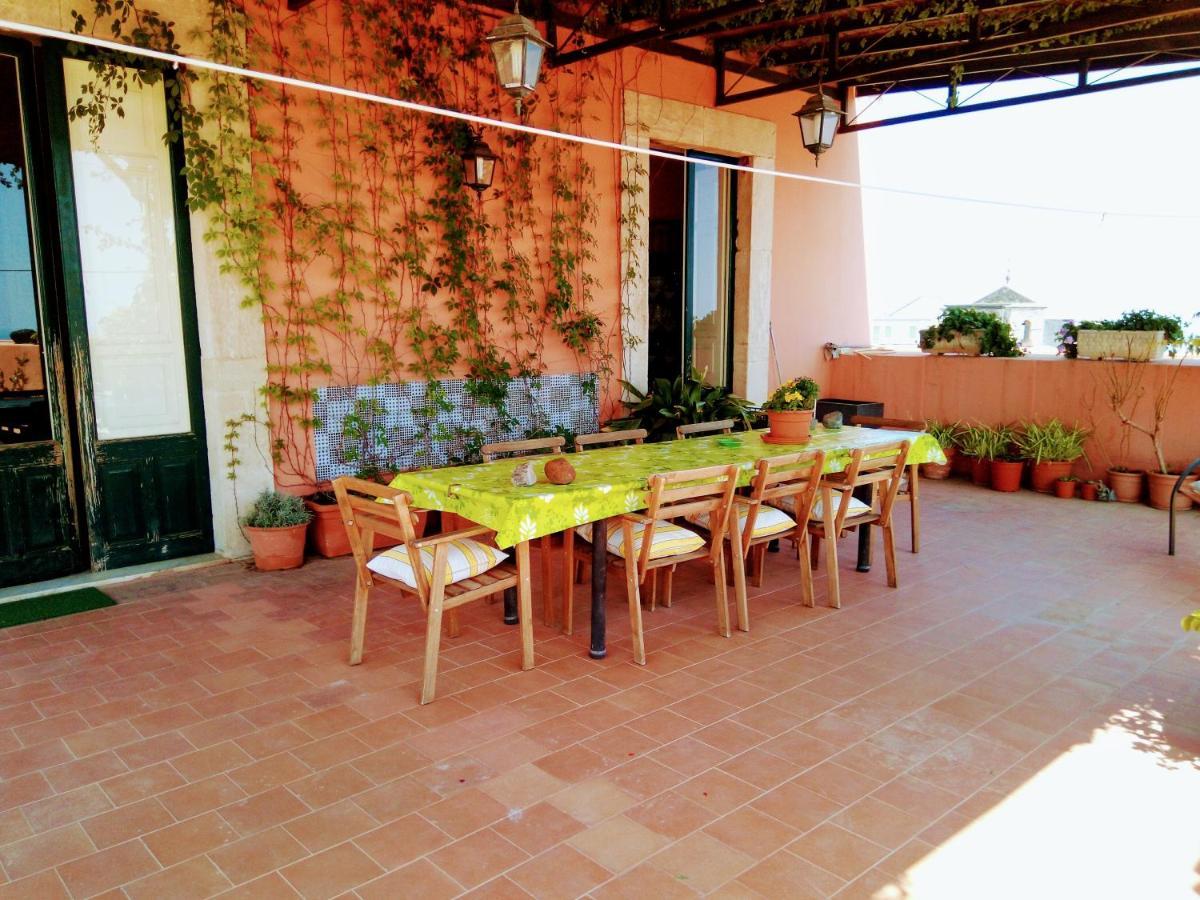 A Casa Di Tommy B&B Acireale Buitenkant foto
