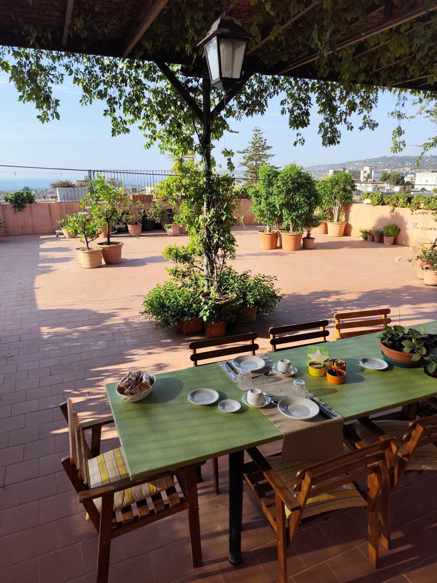 A Casa Di Tommy B&B Acireale Buitenkant foto